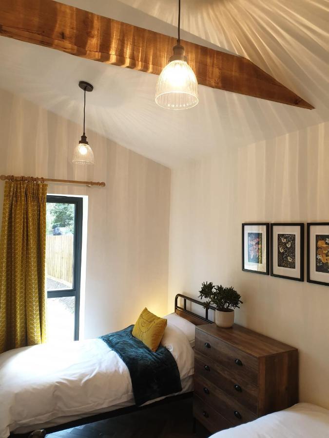 Finest Retreats - Blackbarn Wood Balsham Экстерьер фото