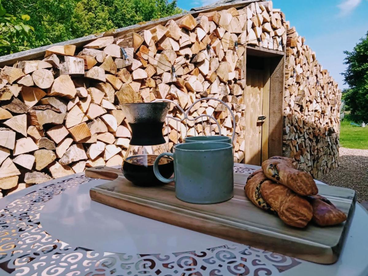 Finest Retreats - Blackbarn Wood Balsham Экстерьер фото